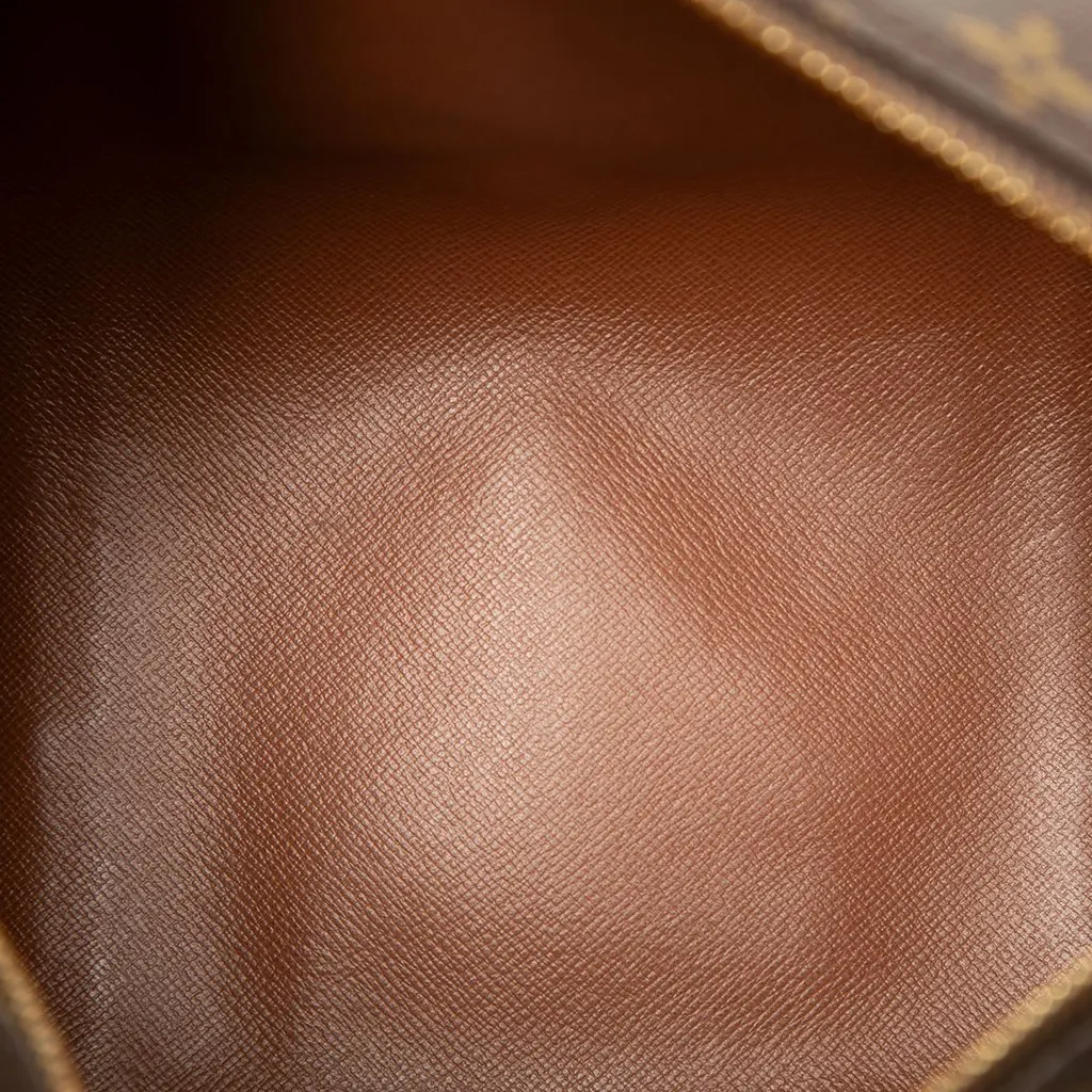 Louis Vuitton Monogram Papillon 30 Brown Very good - Model View