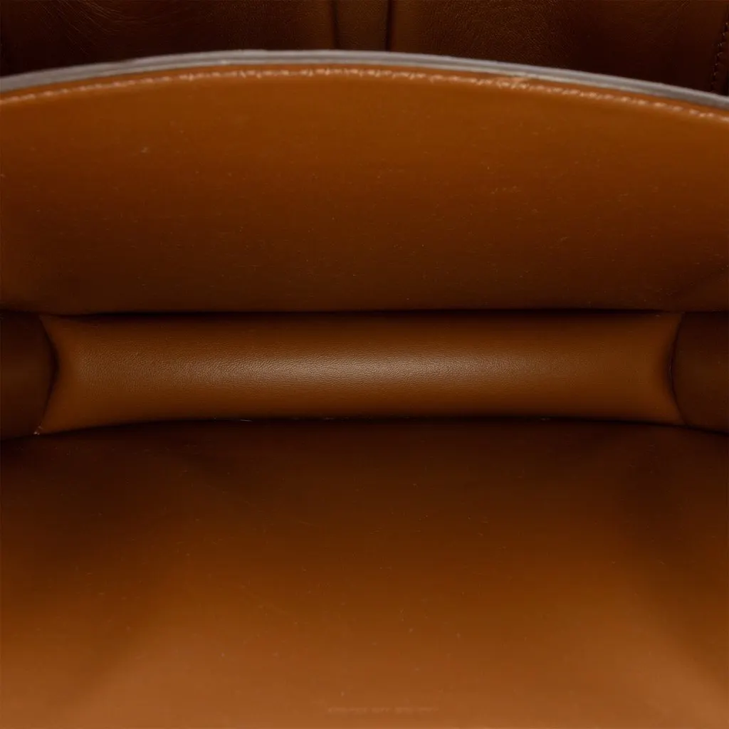 Celine Medium Calfskin Classic Box Brown Leather Very good - Model View