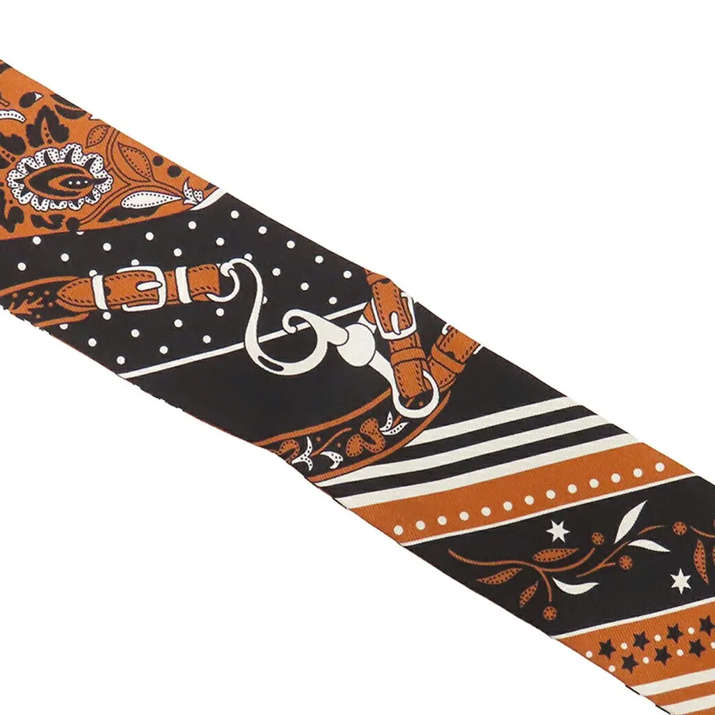 Hermès Festival des Amazones Bandana Silk Twilly Scarf Brown Very good - Model View