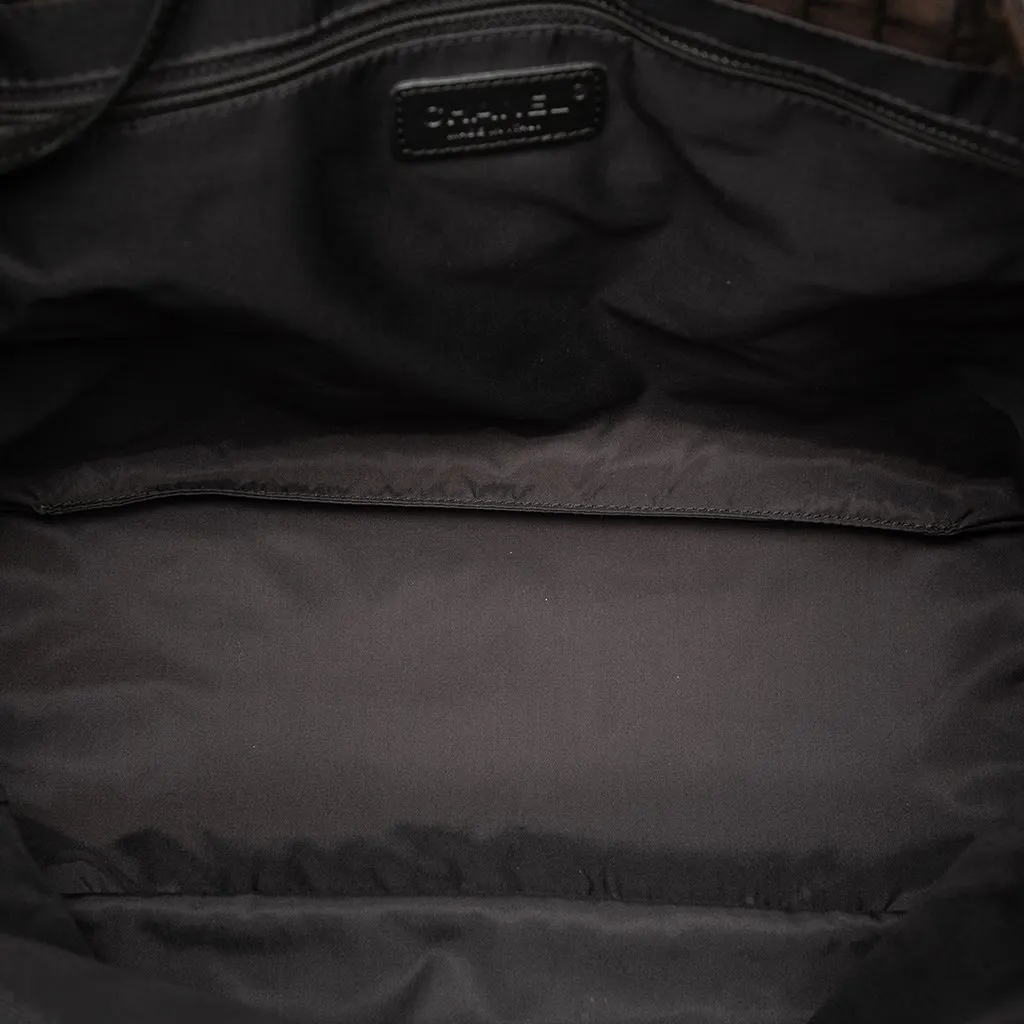 Chanel New Travel Line Nylon Tote Brown Very good - Model View