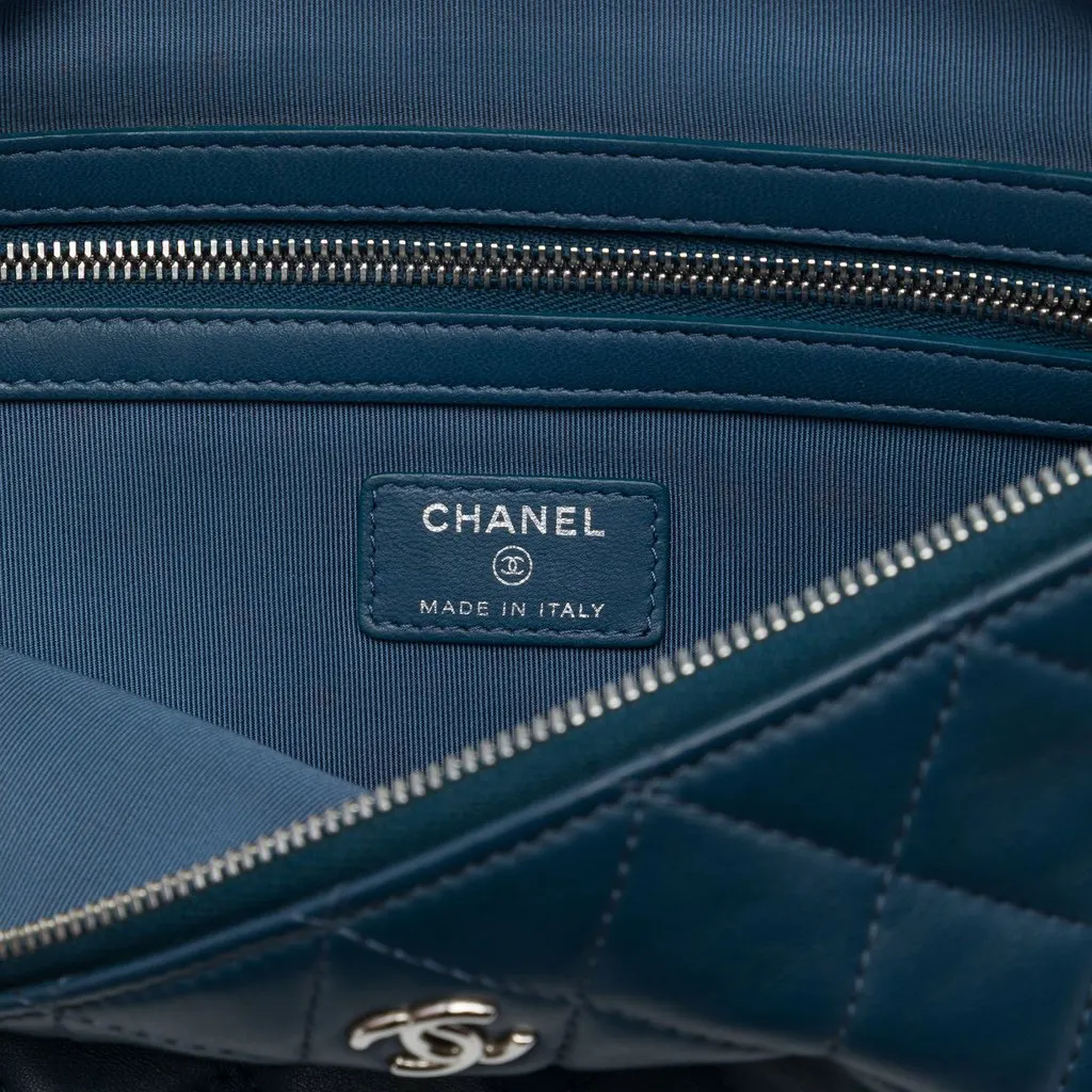 Chanel Large Quilted Lambskin O Case Clutch Blue Leather Very good - Box View