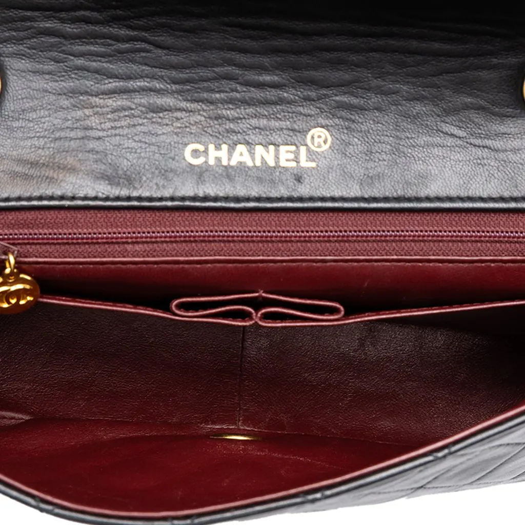 Chanel CC Quilted Lambskin Full Single Flap Black Leather Very good - Model View