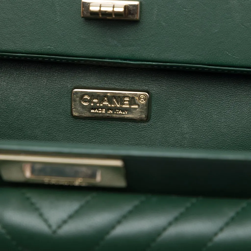 Chanel Chevron Lambskin Reissue 2.55 Box Crossbody Green Leather Very good - Box View