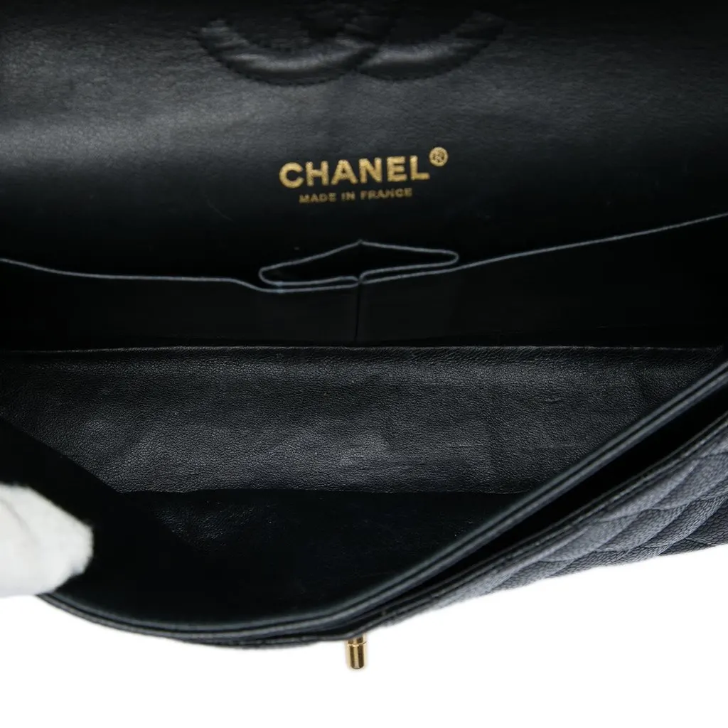 Chanel Medium Classic Caviar Double Flap Black Leather Very good - Model View