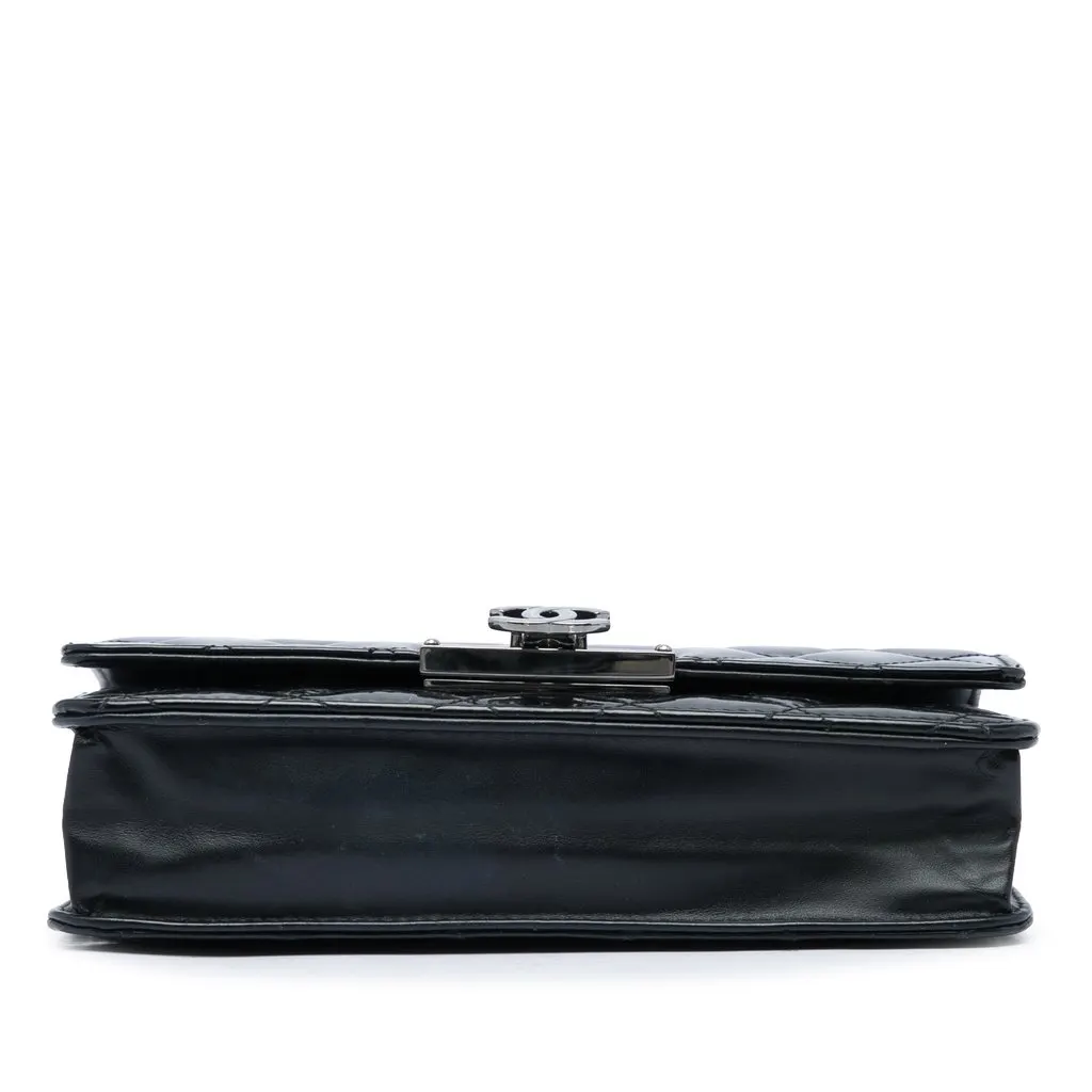 Chanel Quilted Patent Golden Class Wallet on Chain Black Leather Very good - Inside View