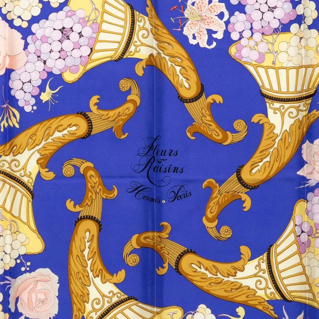 Hermès Fleurs et Raisins Silk Scarf 90 Blue Silk Good - Model View