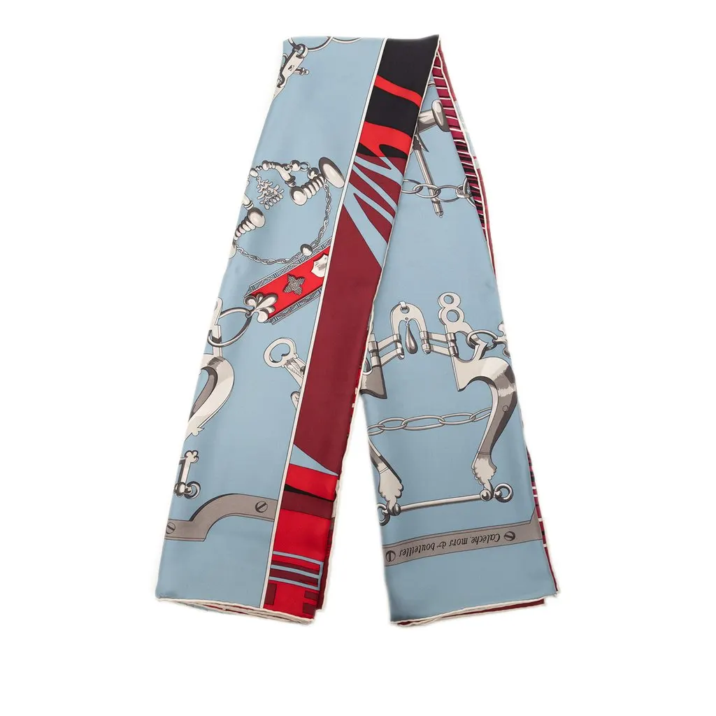 Hermès Caleche Mors Et Bouteilles Silk Scarf Blue Very good - Front View