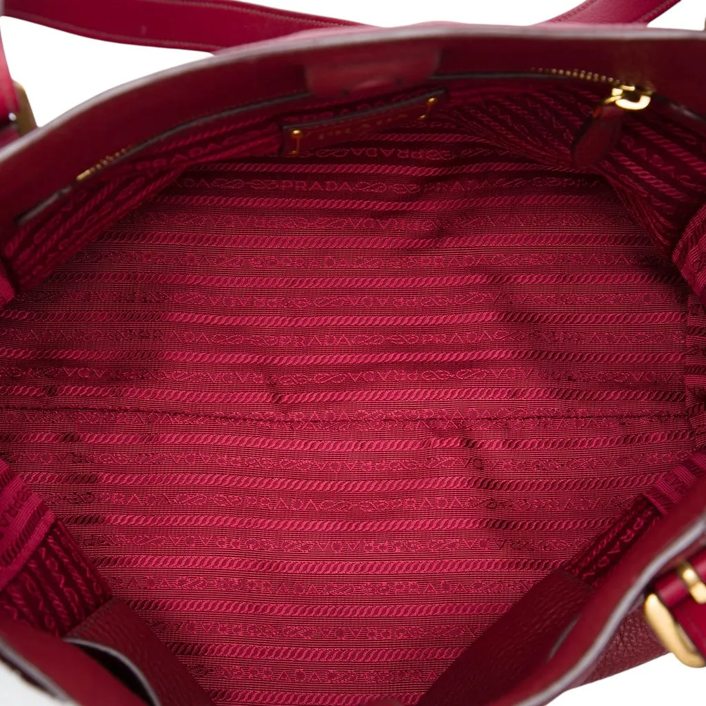 Prada Vitello Daino Shopping Tote Red Leather Very good - Model View