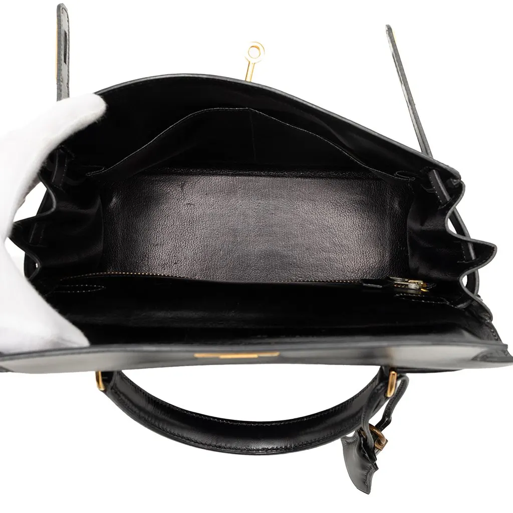 Hermès Box Calf Kelly Retourne 28 Black Leather Good - Model View