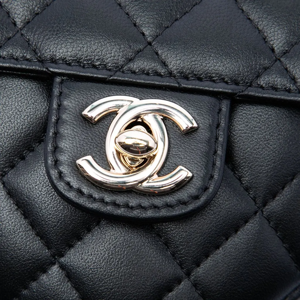 Chanel Mini Lambskin CC in Love Heart Crossbody Black Leather Very good - Box View