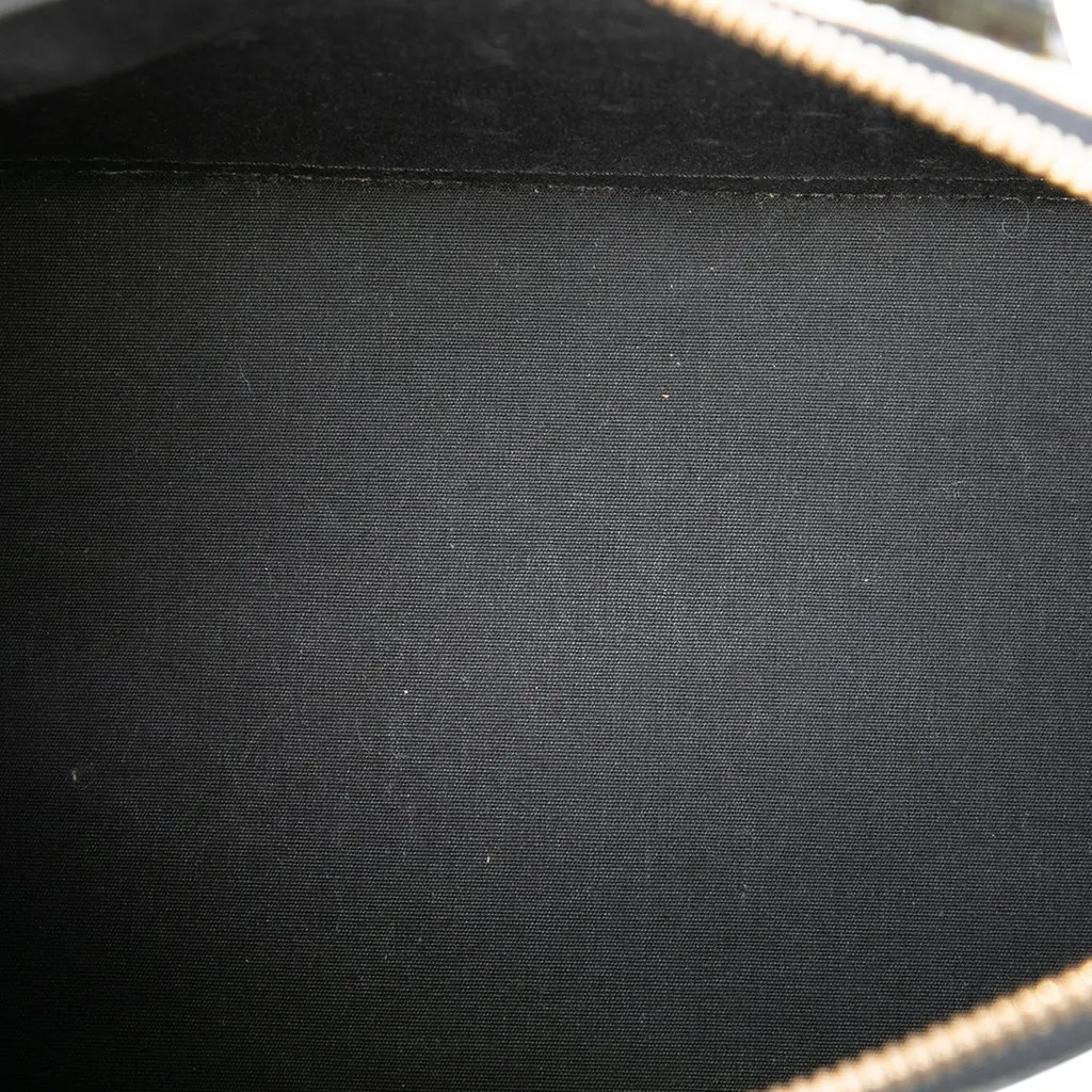 Louis Vuitton Monogram Vernis Stickers Alma MM Beige Leather Very good - Model View