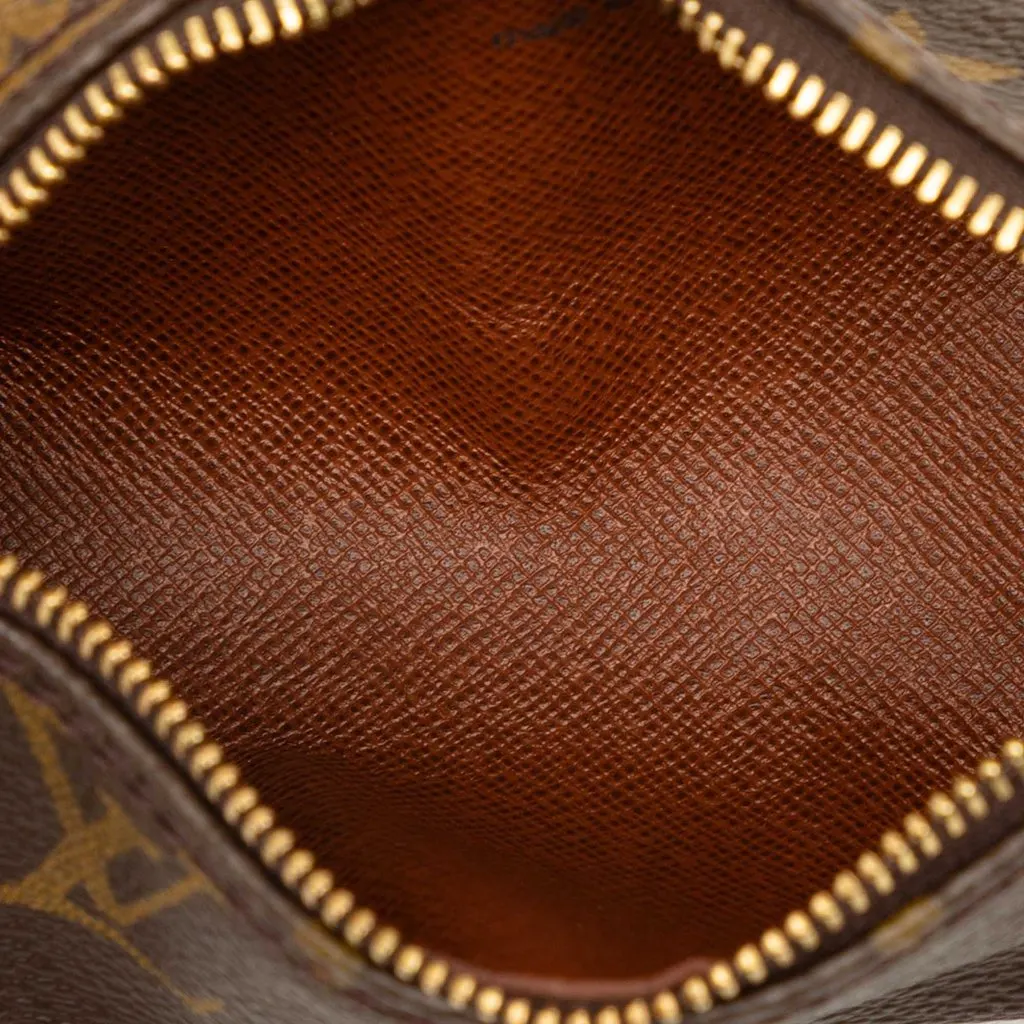 Louis Vuitton Monogram Papillon Pochette Brown Canvas Good - Model View