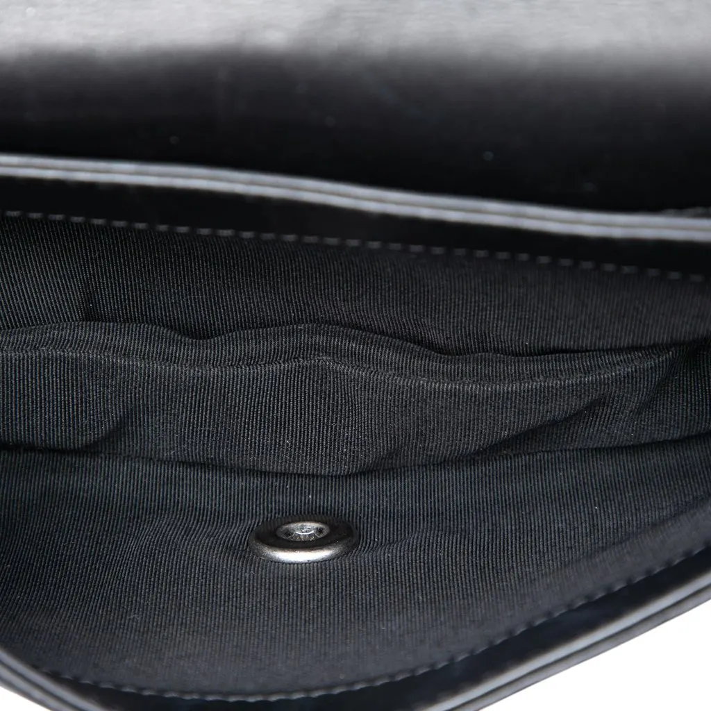 Chanel Chevron Lambskin Stud Wars Full Flap Black Leather Very good - Model View