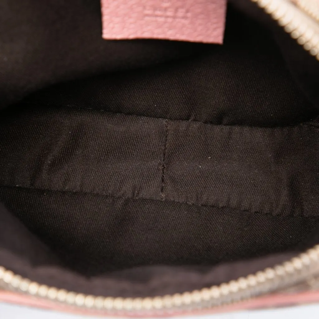 Gucci GG Canvas Crossbody Beige Canvas Very good - Model View