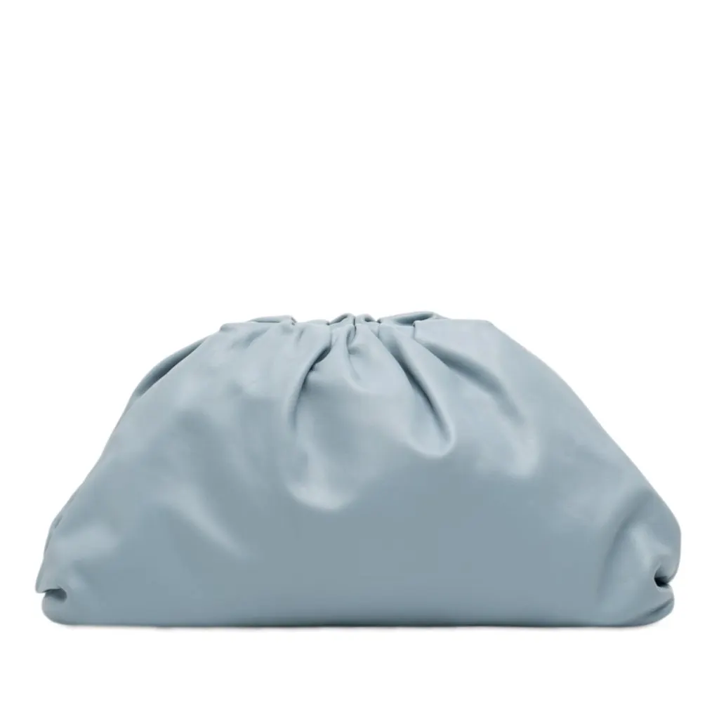 Bottega Veneta Lambskin The Pouch Blue Leather Very good - Front View