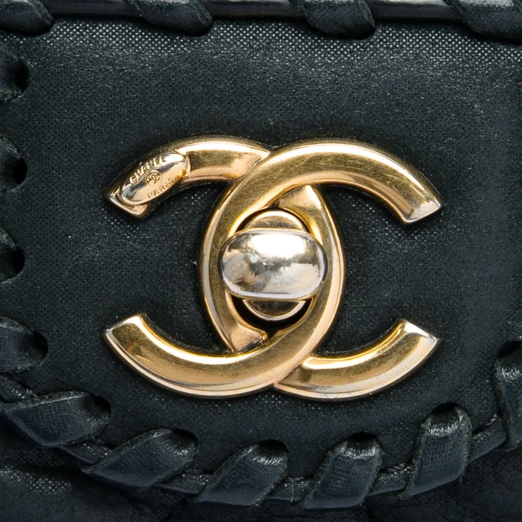 Chanel Medium Quilted Iridescent Calfskin Happy Stitch Flap Black Leather Very good - Box View