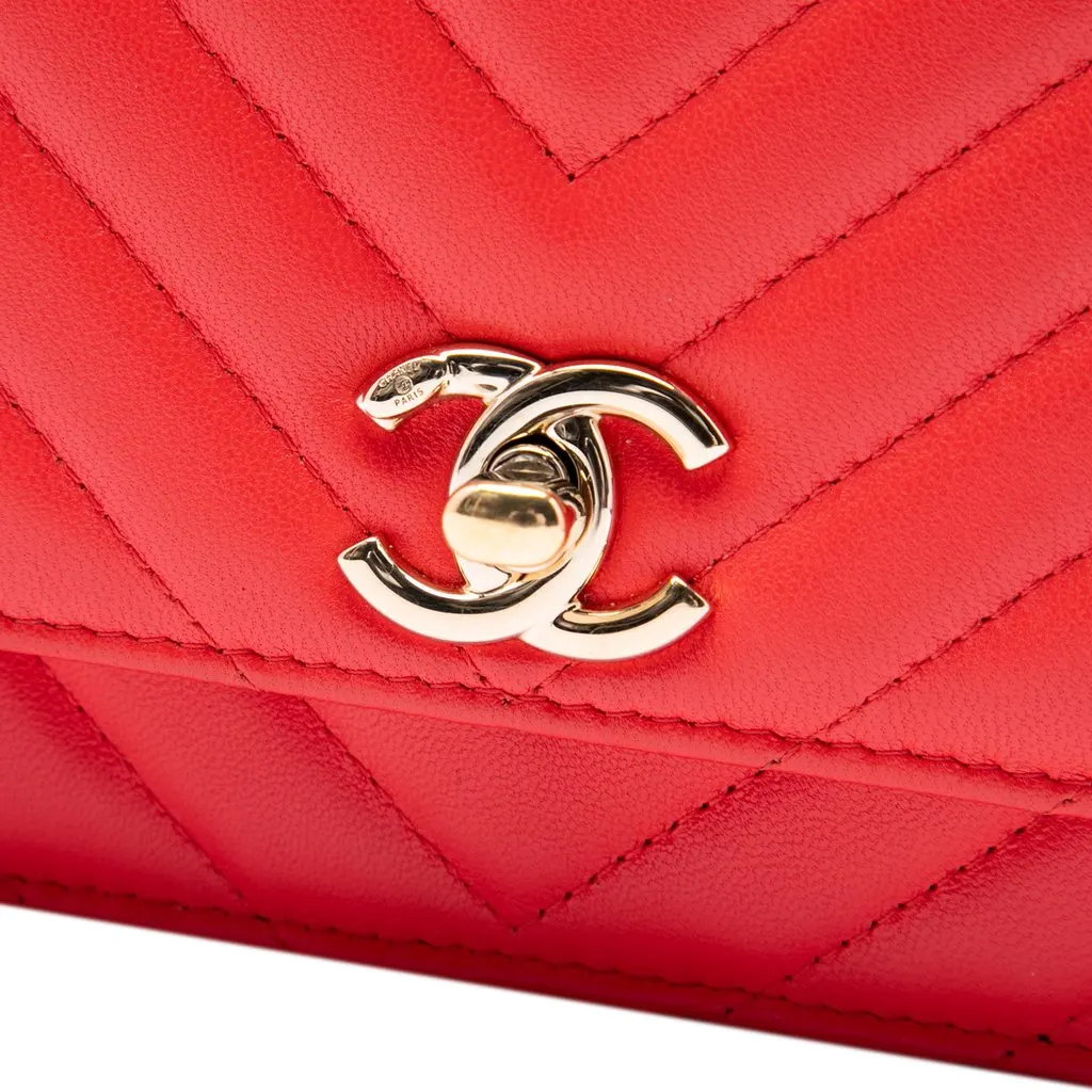Chanel Chevron Lambskin Trendy CC Chain Wallet on Chain Red Leather Very good - Box View