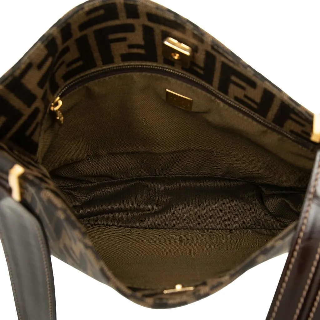 Fendi Zucca Canvas Shoulder Bag Brown Very good - Model View