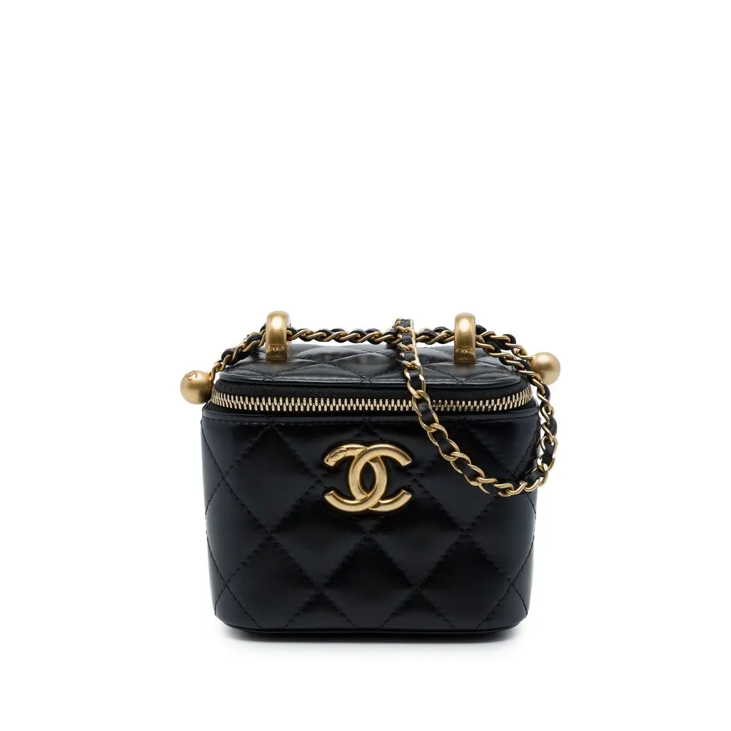 Chanel Mini CC Quilted Lambskin Pearl Crush Vanity Case With Chain Black Leather Very good - Front View