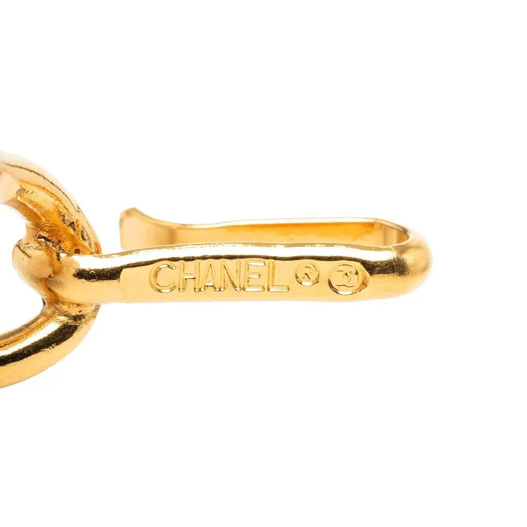 Chanel CC Gold Plated Medallion Chain Belt Gold Metal Very good - Model View