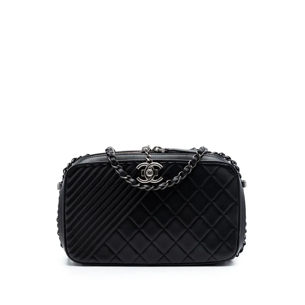 Chanel Medium Quilted Lambskin Coco Boy Camera Bag Black Leather Very good - Front View