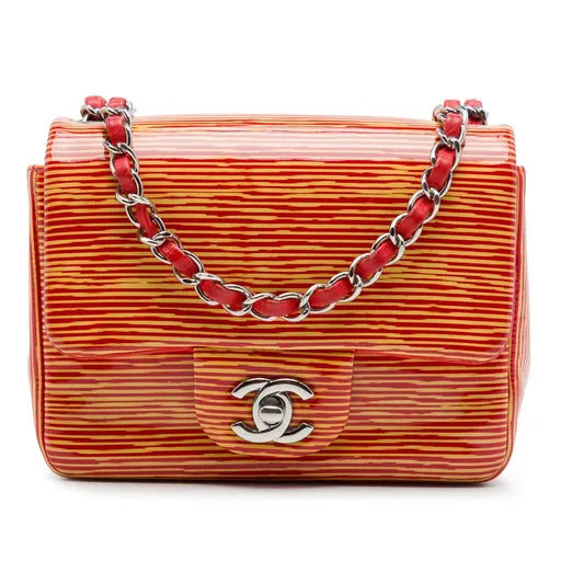 Chanel ميني مربعة كلاسيك جلد لامع Striped مفردة بغطاء