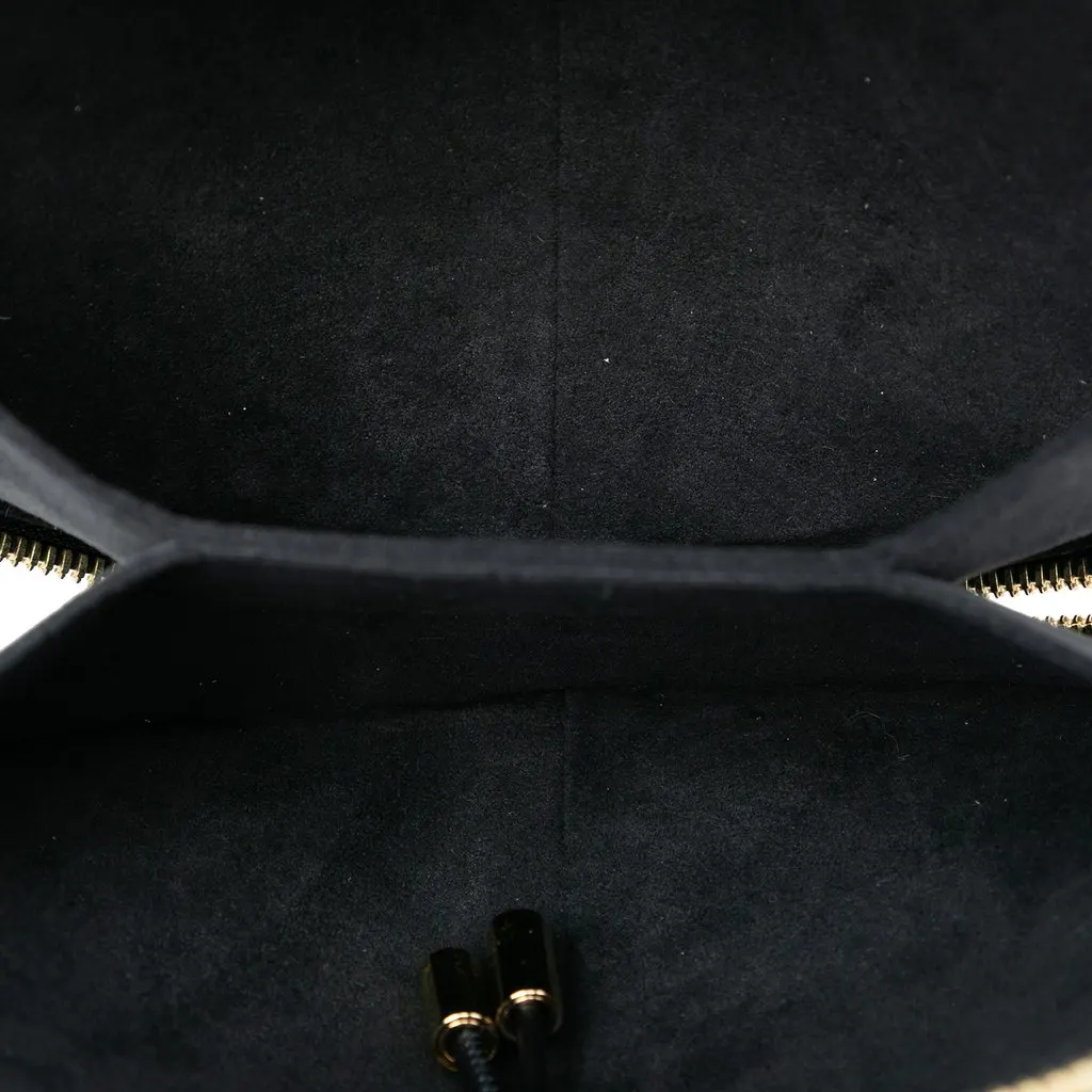 Louis Vuitton Monogram Vernis Toupie Black Leather Very good - Model View