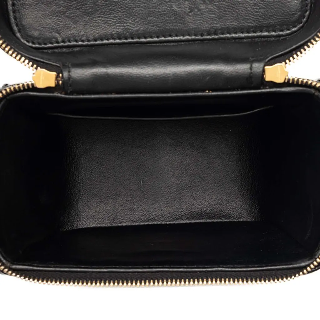 Saint Laurent Matelasse Patent Monogram Vicky Vanity Bag Black Leather Very good - Model View