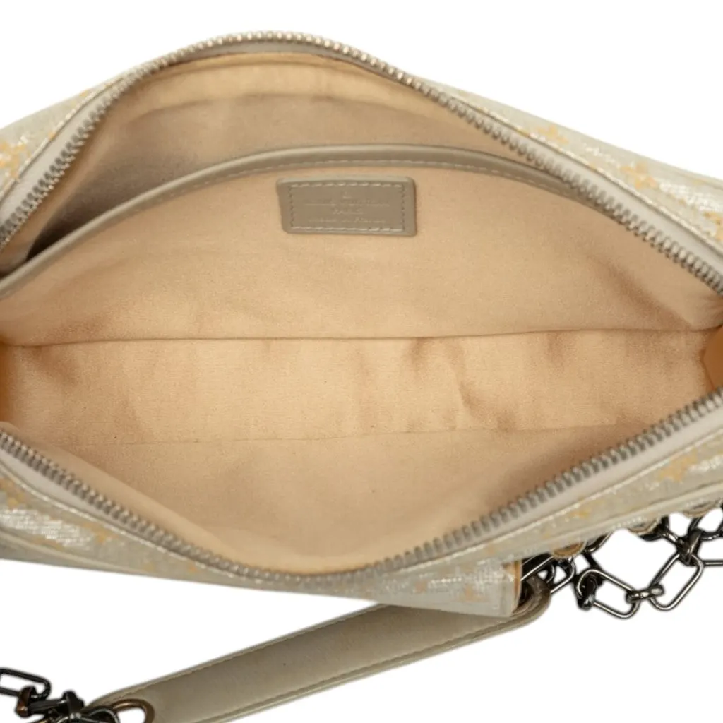 Louis Vuitton Monogram Mini Lin Shine McKenna Silver Canvas Good - Model View