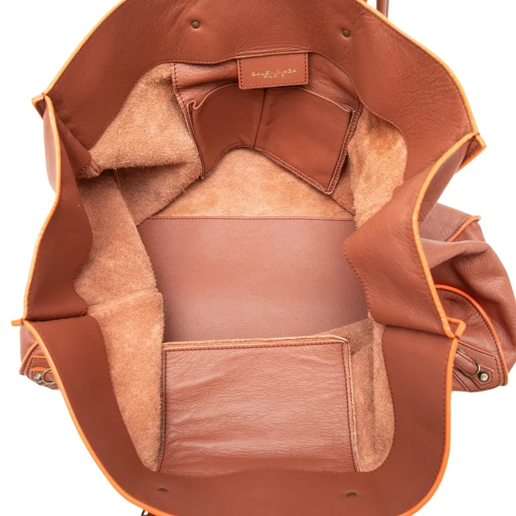 Balenciaga Leather Papier A4 Tote Brown Leather Very good - Model View