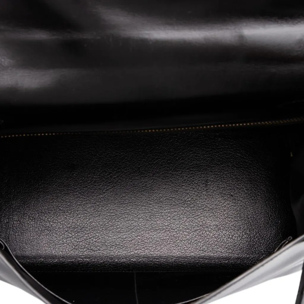 Hermès Box Calf Kelly Retourne 28 Black Leather Good - Model View