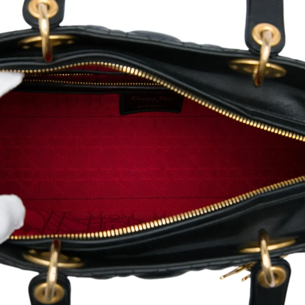 Dior Large Lambskin Cannage Lady Dior Black Leather Very good - Model View