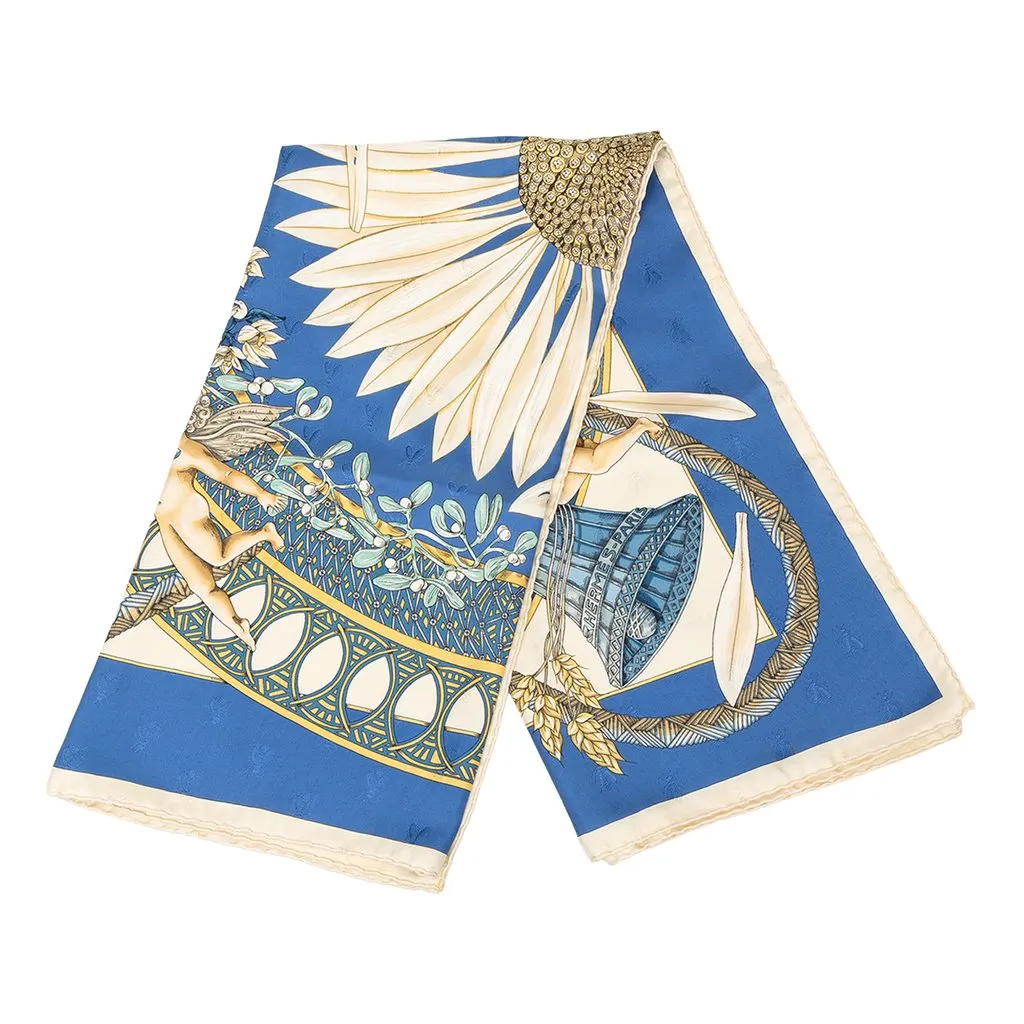 Hermès Amours Silk Scarf 90 Blue Silk Very good - Front View