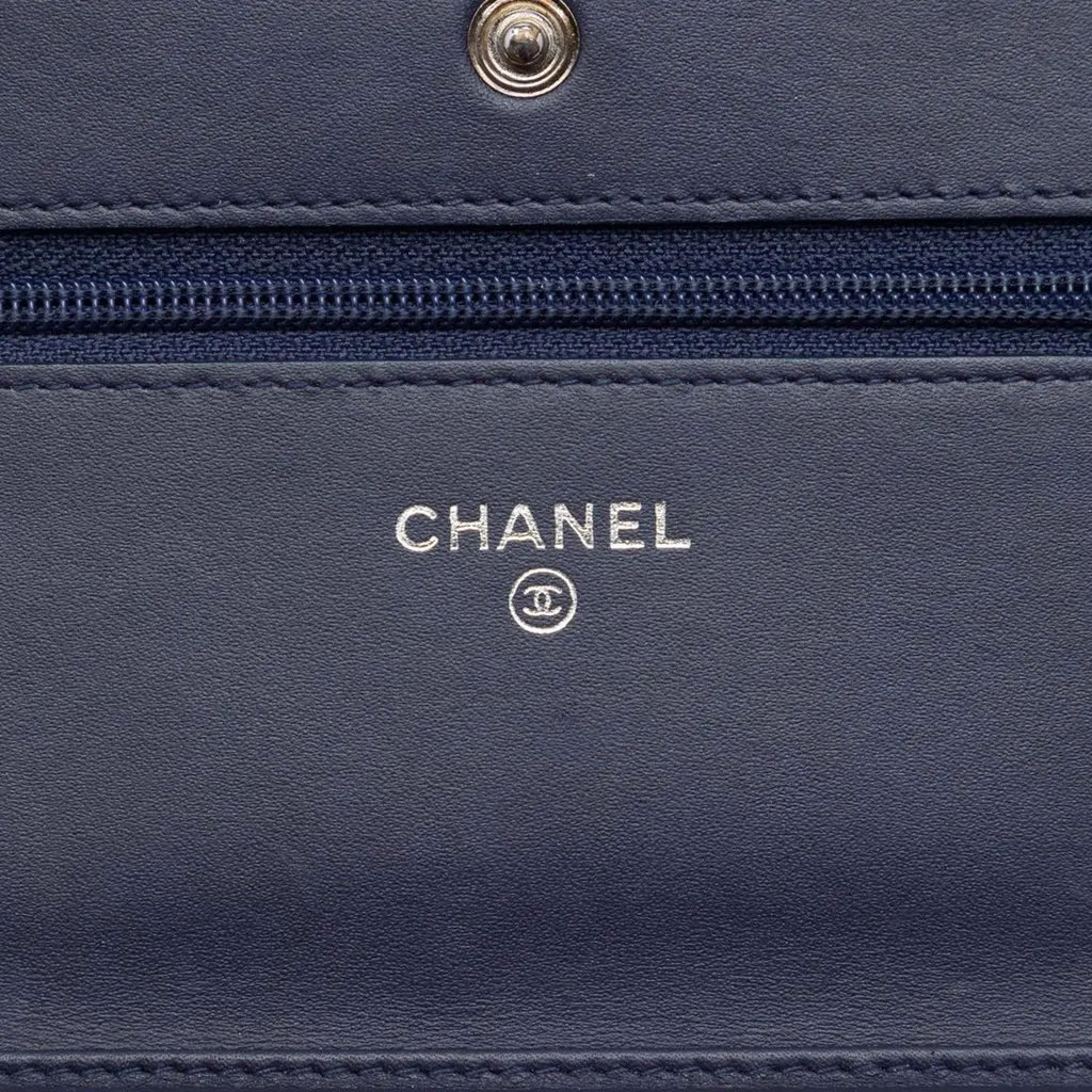 Chanel CC Caviar Wallet On Chain Blue Leather Very good - Box View