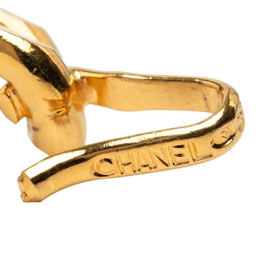 Chanel CC Gold Plated 31 Rue Cambon Medallion Chain Belt Gold Metal Very good - Model View