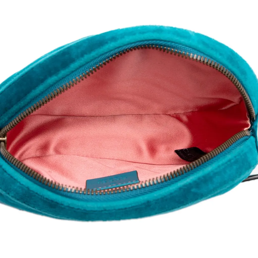 Gucci GG Marmont Matelasse Velvet Belt Bag Blue Very good - Model View