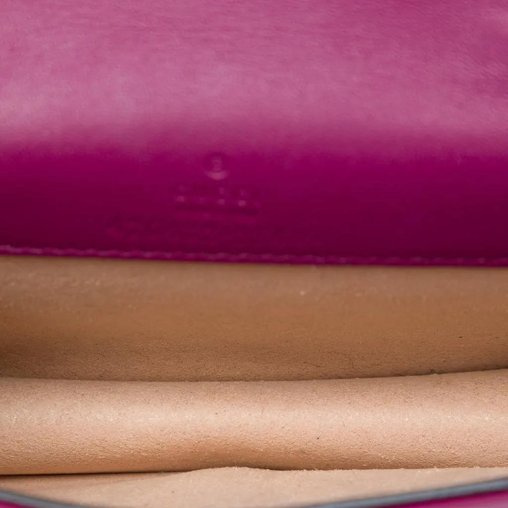 Gucci Mini Velvet Dionysus Crossbody Purple Very good - Model View