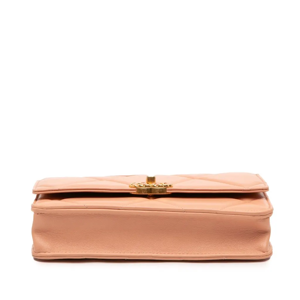 Chanel Quilted Lambskin 19 Wallet on Chain Pink Leather Very good - Inside View