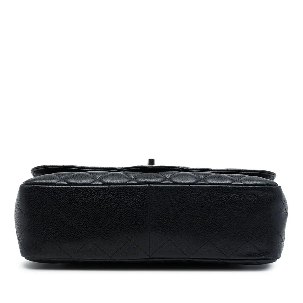 Chanel Jumbo Classic Caviar Single Flap Black Leather Very good - Inside View