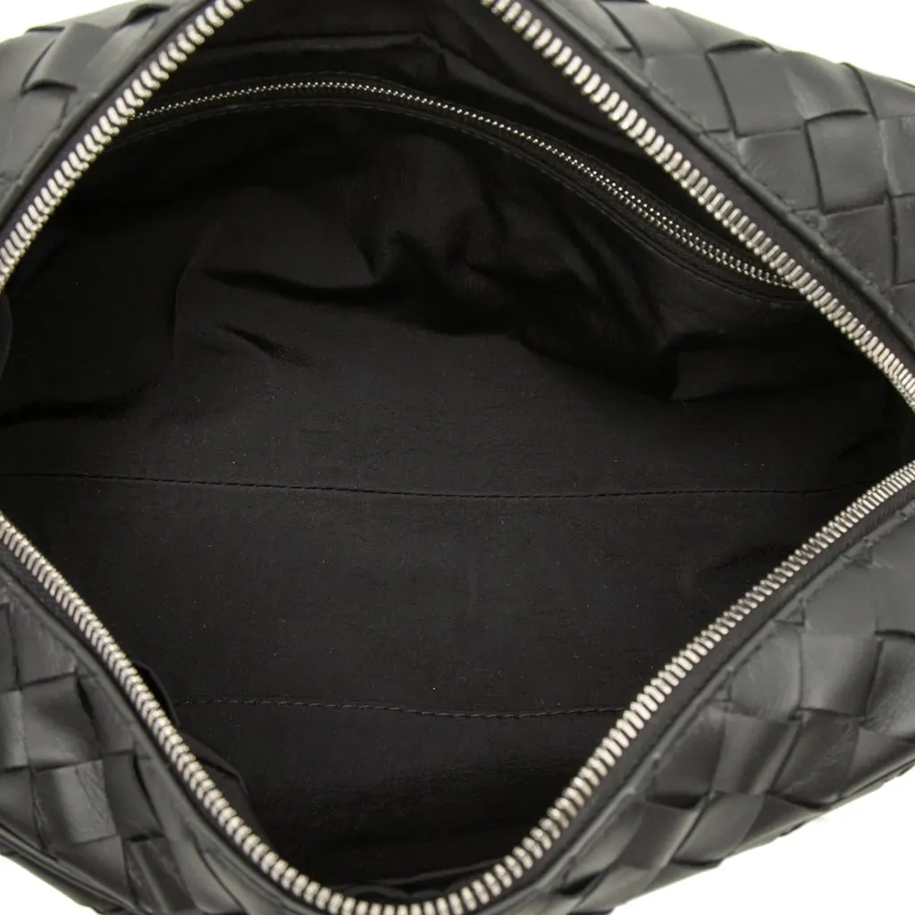 Bottega Veneta Nappa Intrecciato Travel Pouch Black Leather Very good - Model View