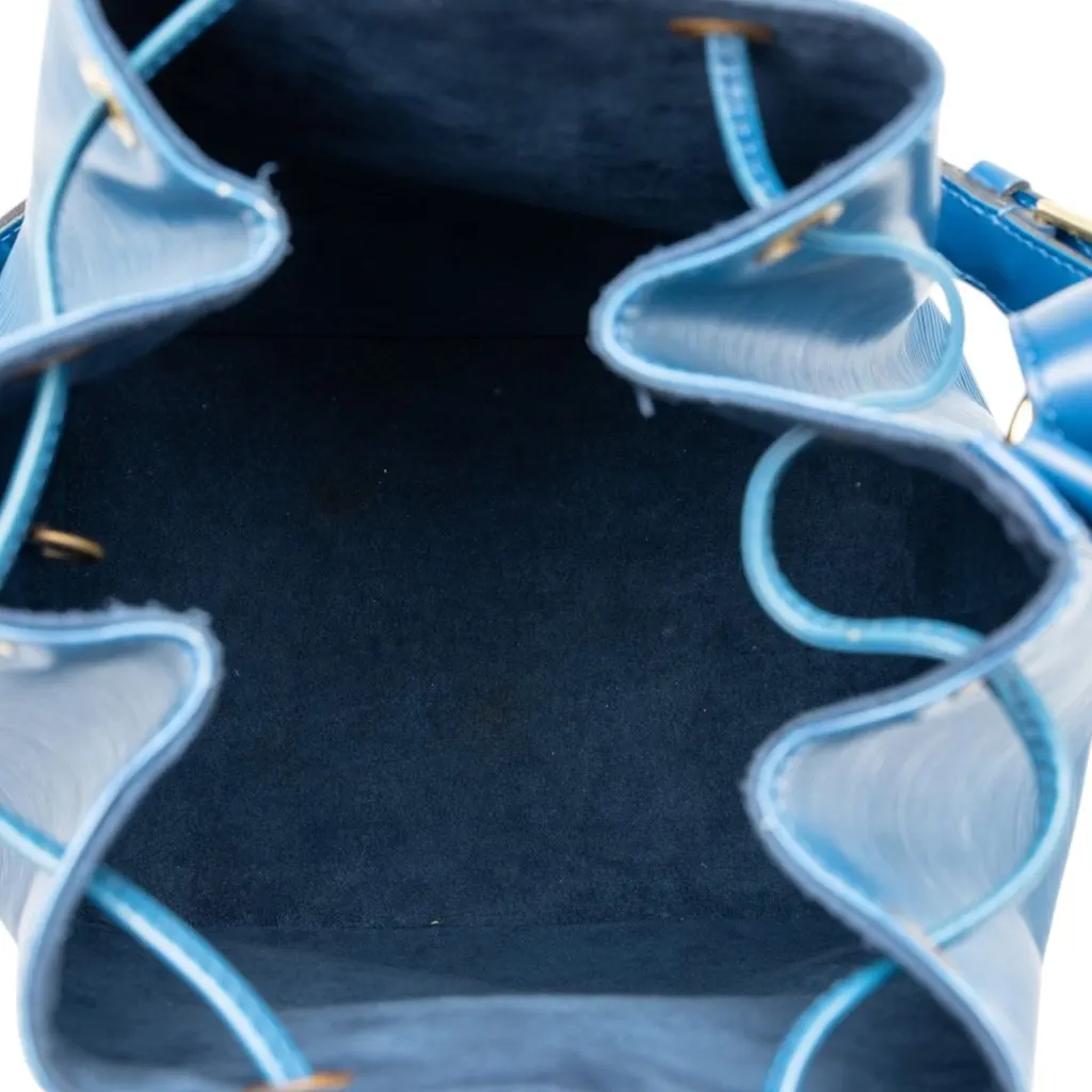 Louis Vuitton Epi Noe GM Blue Leather Good - Model View