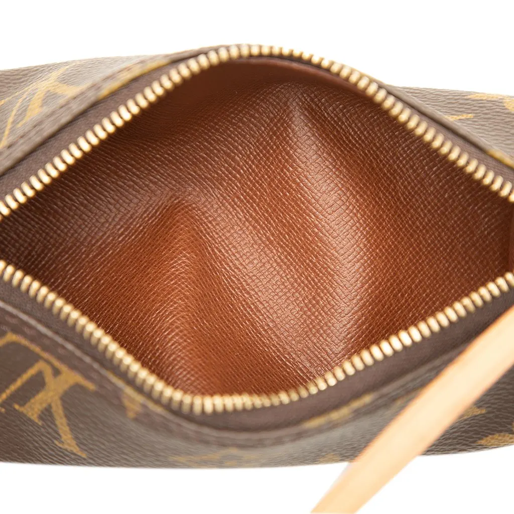 Louis Vuitton Monogram Papillon Pochette Brown Very good - Model View