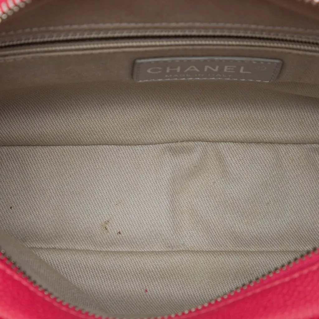 Chanel Medium Quilted Caviar Easy Flap Pink Leather Very good - Model View