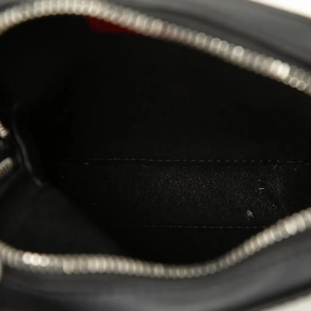 Valentino Small Leather VLTN Crossbody Black Leather Very good - Model View