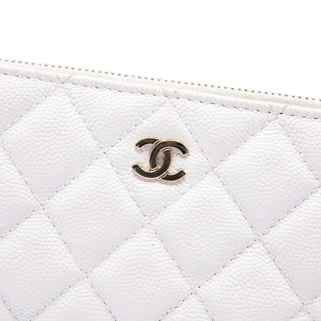 Chanel CC Quilted Caviar Double Zip Clutch With Chain White Leather Very good - Box View