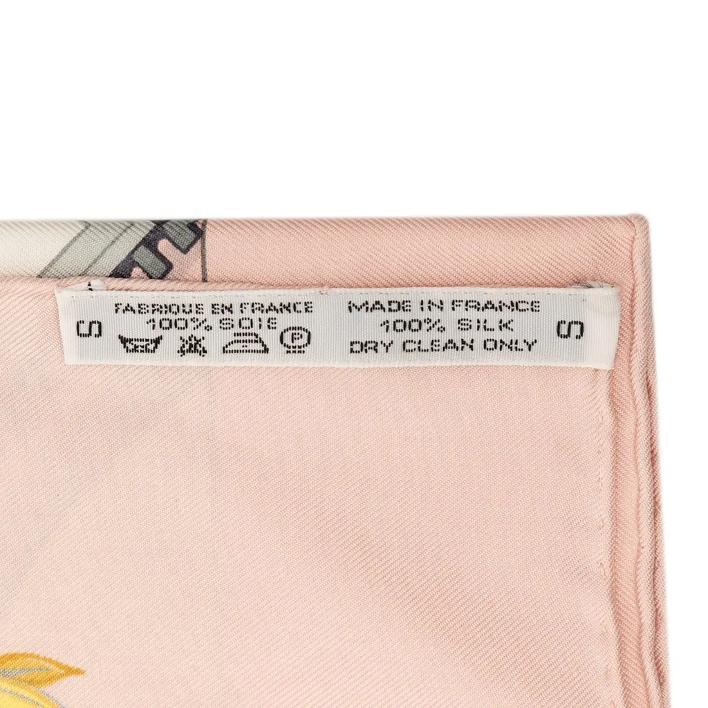 Hermès Bordeaux Porte Oceane Silk Scarf 90 Pink Very good - Back View