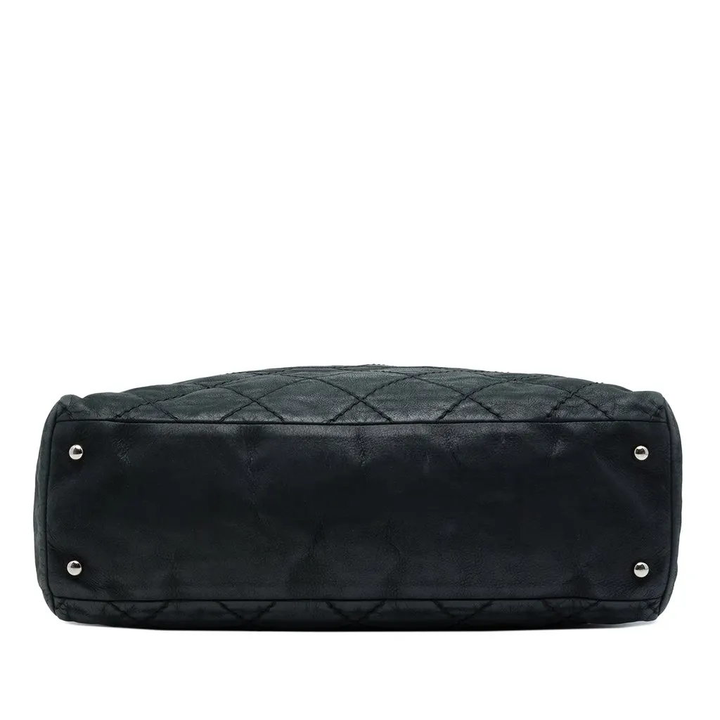 Chanel Quilted Iridescent Calfskin Sea Hit Tote Black Leather Very good - Inside View