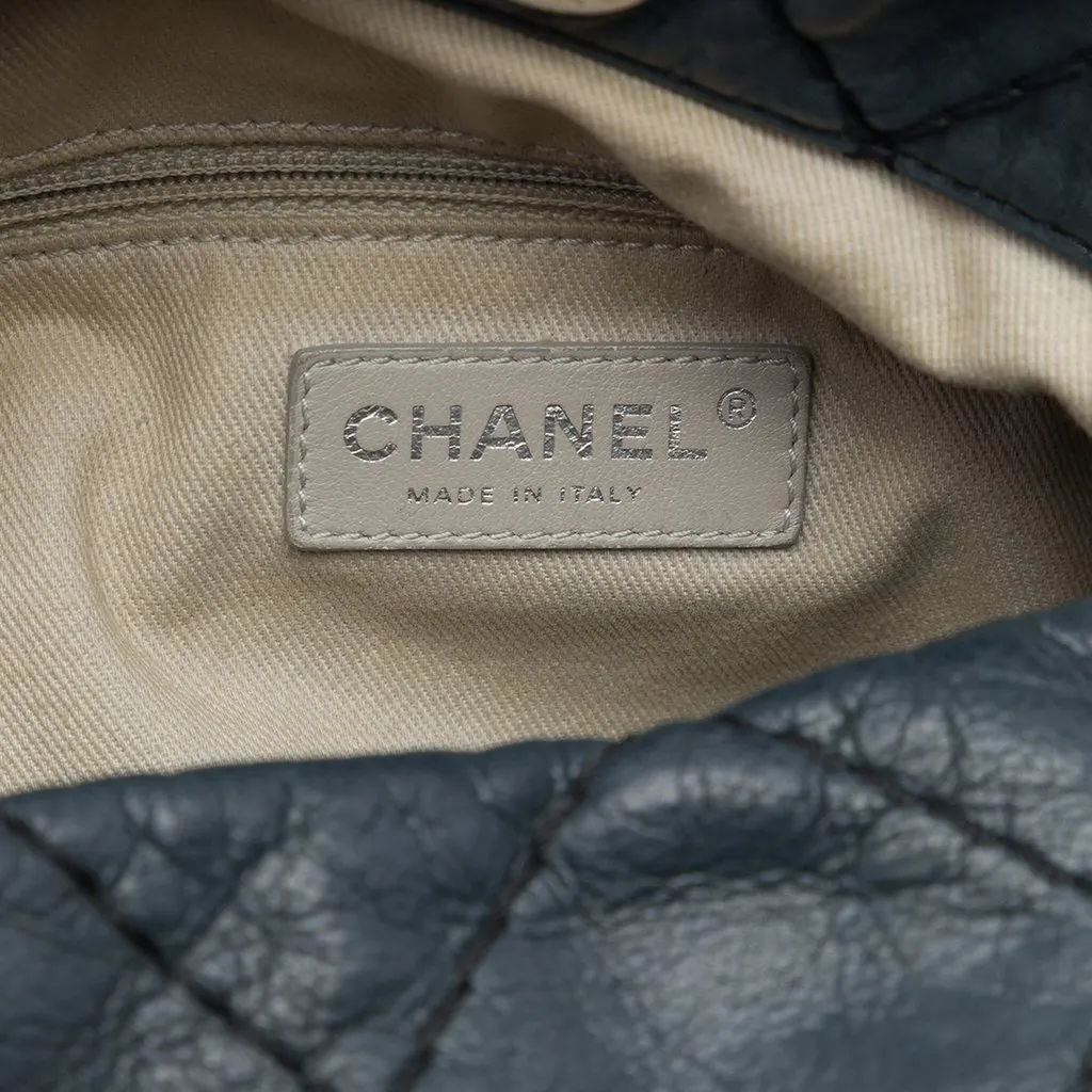 Chanel Quilted Iridescent Calfskin Sea Hit Tote Black Leather Very good - Box View