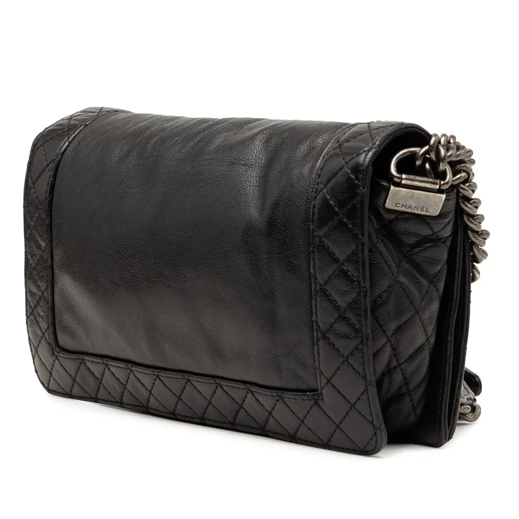 Chanel Medium Calfskin Boy Reverso Flap Black Leather Very good - Back View