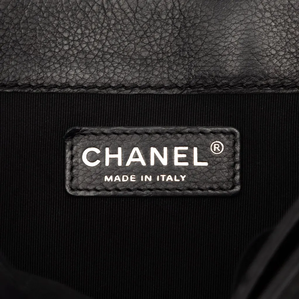 Chanel Medium Calfskin Boy Reverso Flap Black Leather Very good - Box View